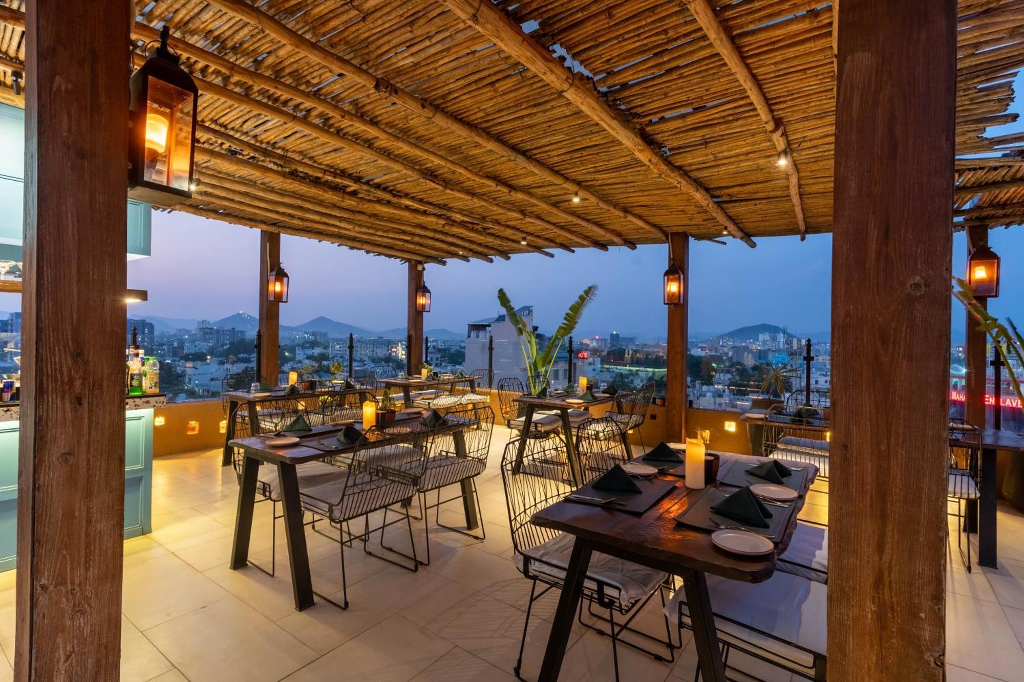 Hotel Historia Royal à Udaipur Extérieur photo
